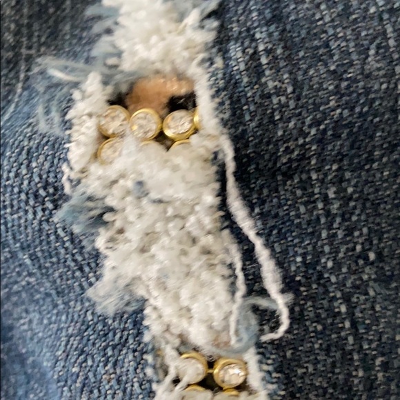 Brand new capris jeans with diamonds and cheetah - Picture 6 of 7